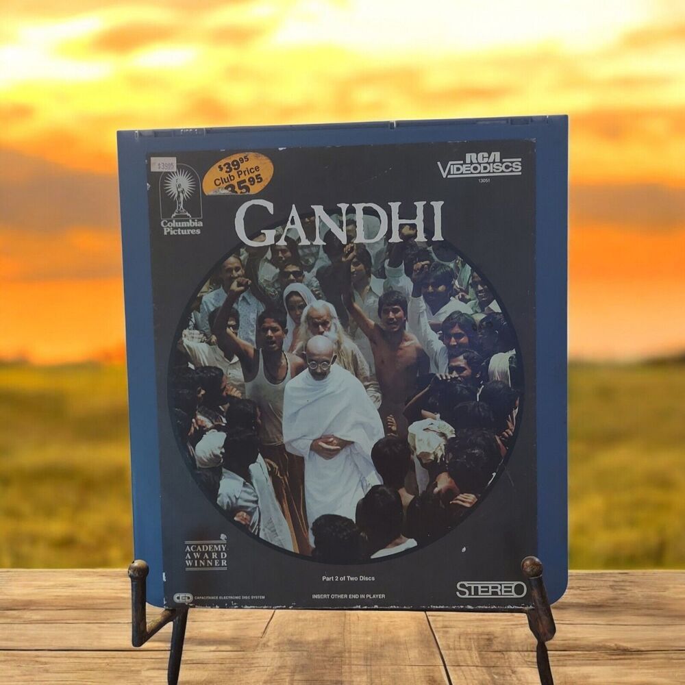 Gandhi CED VideoDisc (1982) Columbia Pictures RCA VideoDisc Disc